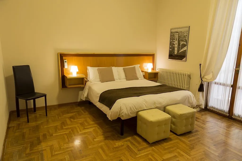 Firenze Apartments Италия